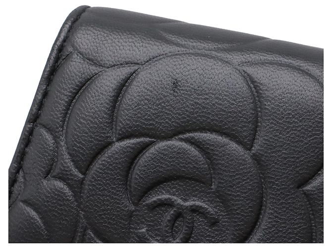 Tarjetero Chanel CC de piel gofrada negra con Camelia Negro - vista 7