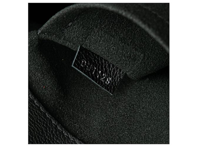 Zaino Louis Vuitton Taurillon Lockme nero - vista 6