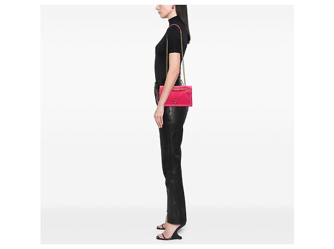 Borsa a tracolla con patta e catena Tessuto rosa Prada - vista 6