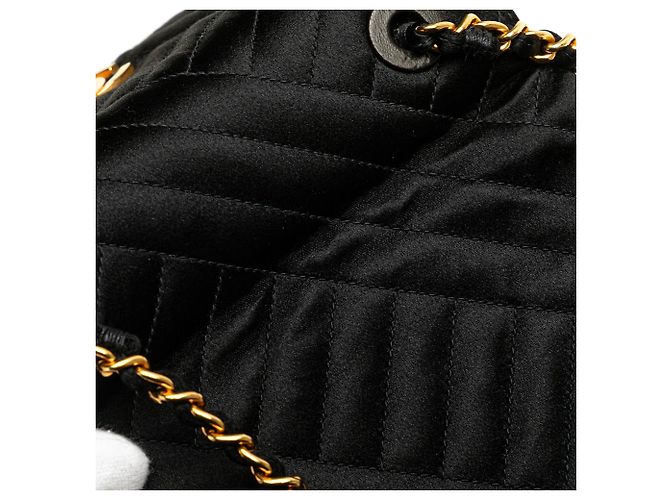 Borsa a tracolla Chanel Mini Square Diagonal Quilted Satin Single Flap nera Nero - vista 8
