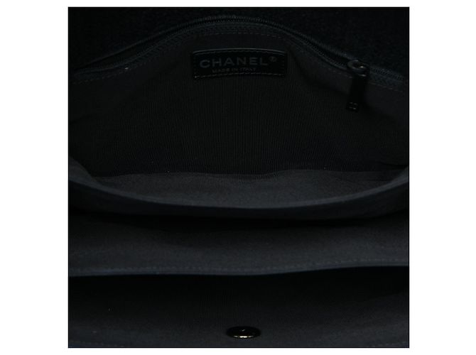 Borsa a tracolla Chanel CC in tweed matelassé blu con patta a fisarmonica - vista 4