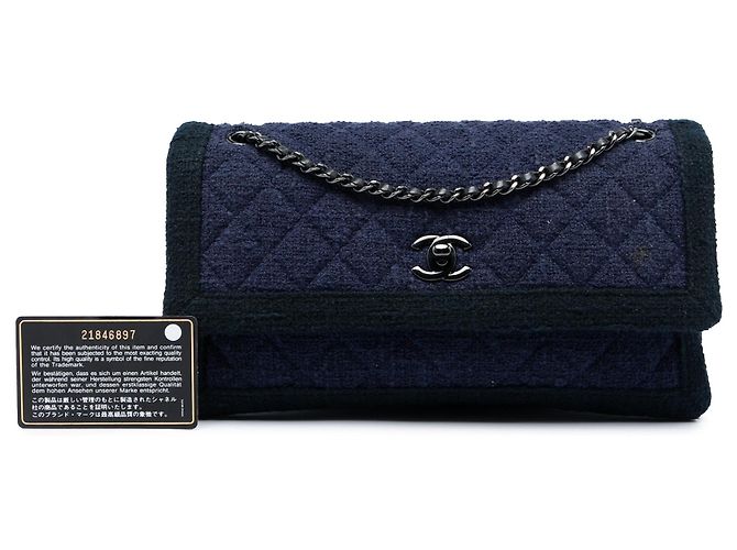 Borsa a tracolla Chanel CC in tweed matelassé blu con patta a fisarmonica - vista 6