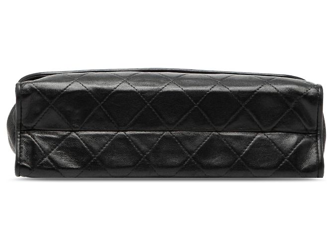 Borsa a tracolla Chanel in agnello trapuntato nero con nappa - vista 3