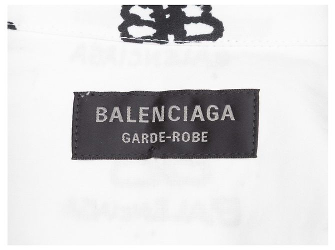Weiß-schwarzes Balenciaga Logo-Print Button-Up Top Größe FR 34 - Ansicht 5