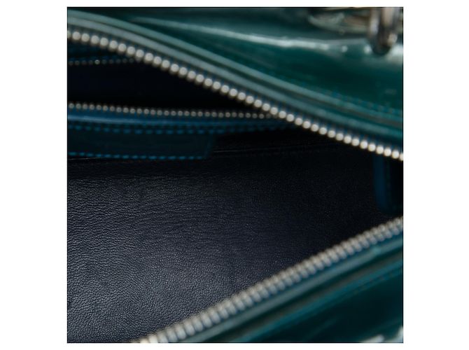 Borsa Lady Dior Medium in vernice blu - vista 4