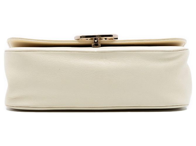 Borsa a tracolla Chanel Large Chevron in pelle di pecora bianca con patta discreta Bianco - vista 3