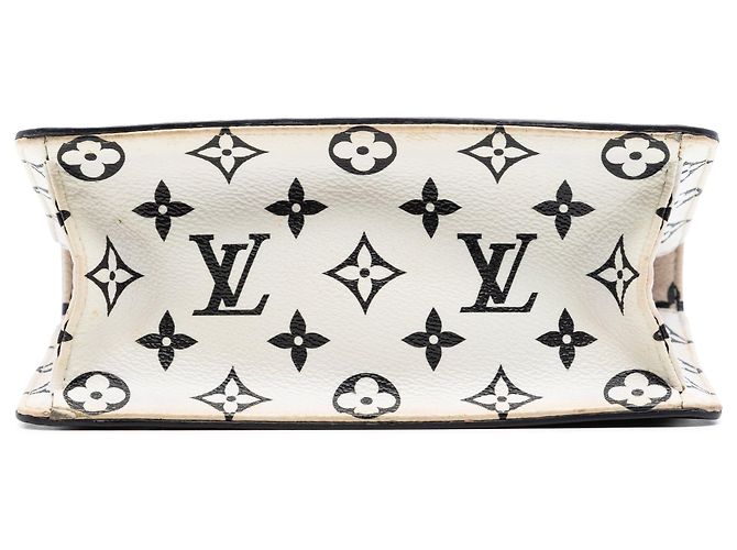 Borsa a tracolla Louis Vuitton Monogram Vernis Wynwood nera Nero - vista 3