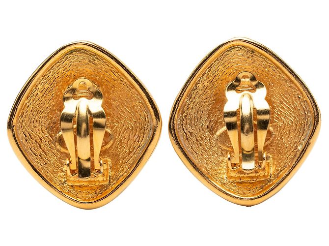 Orecchini a clip Chanel CC placcati oro e diamanti D'oro - vista 2