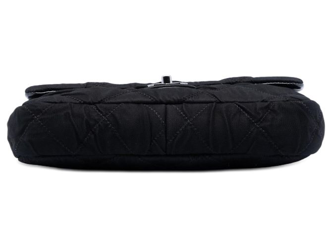 Borsa a tracolla con patta in mesh Chanel CC Ultra Stitch Nera Nero - vista 3