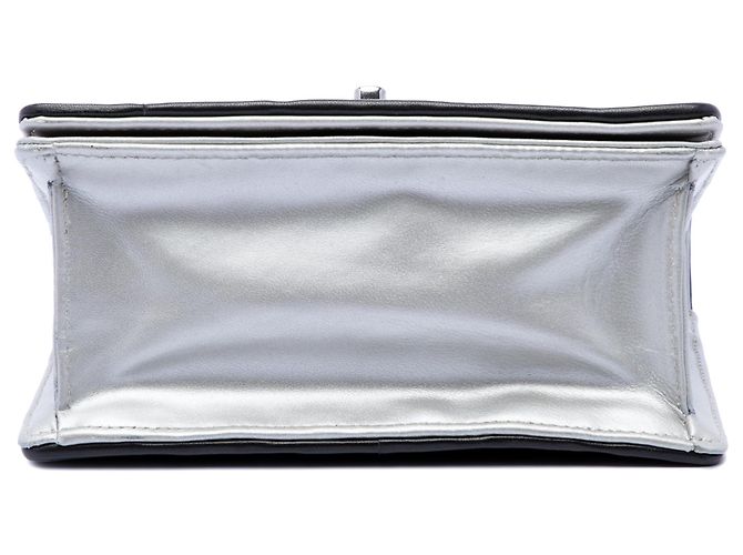 Borsa a Tracolla Chanel Small Chevron Lambskin Couture Flap Nera Nero - vista 3