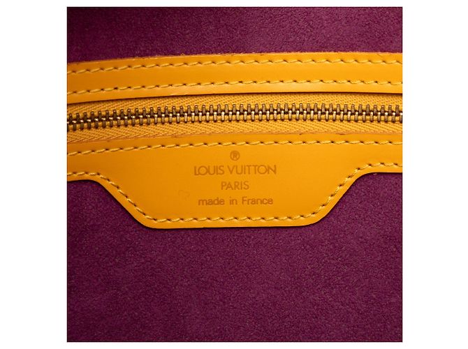 Borsa a tracolla Louis Vuitton Epi Saint Jacques PM gialla con tracolla lunga Giallo - vista 5