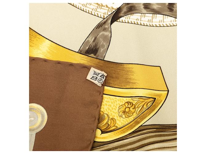Sciarpa in seta Hermès Etriers 90 beige - vista 4