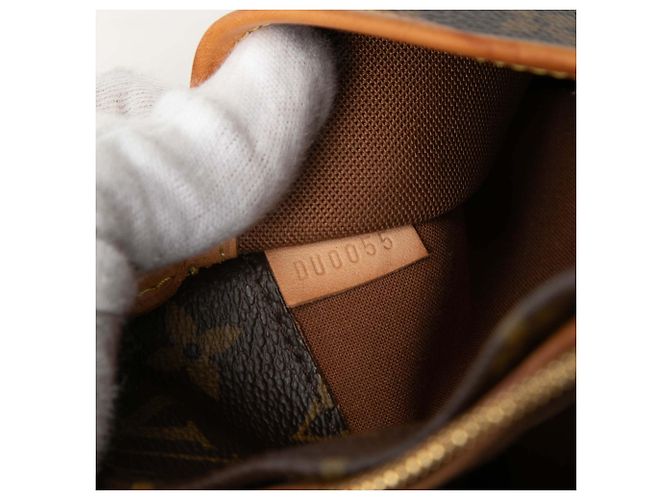Borsa a tracolla lunga Louis Vuitton Monogram Popincourt marrone - vista 6