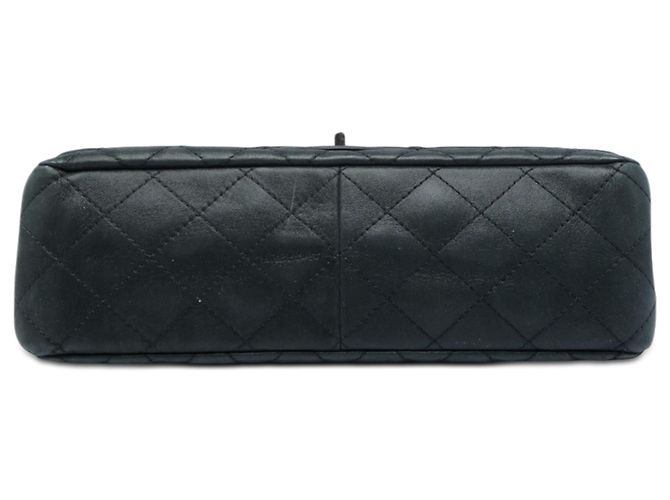 Borsa a Spalla Chanel Quilted Iridescent Lambskin Reissue 2.55 Bijoux Chain Double Flap 227 Nero - vista 3