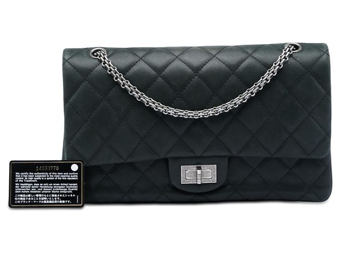 Borsa a Spalla Chanel Quilted Iridescent Lambskin Reissue 2.55 Bijoux Chain Double Flap 227 Nero - vista 7