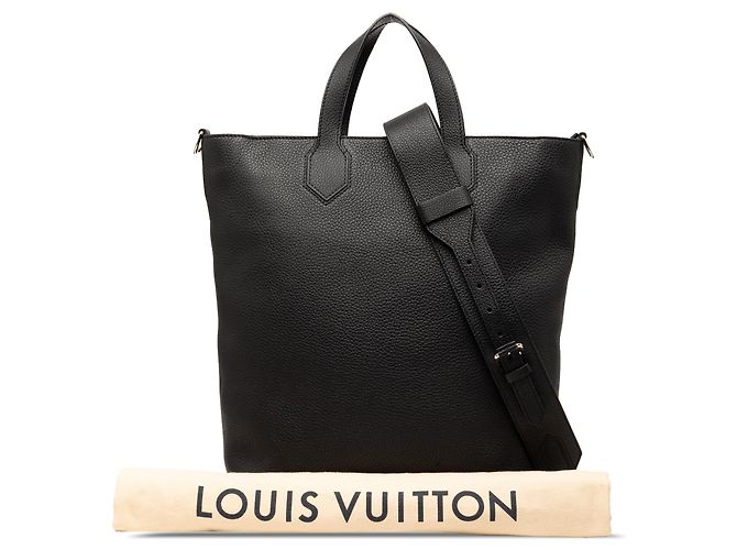 Borsa Tote Louis Vuitton Taurillon East Side MM nera Nero - vista 8
