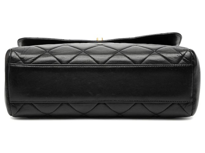 Borsa a tracolla Chanel Small Square in agnello nero con patta dritta a flap singolo - vista 3