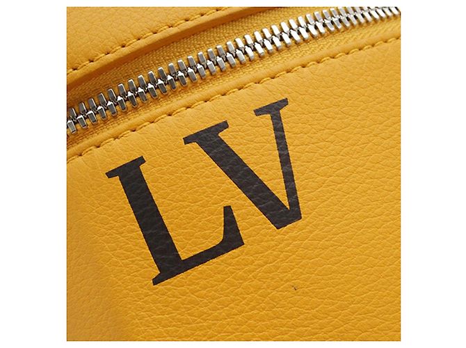 Borsa verticale in pelle Louis Vuitton Yellow Box Trunk Giallo - vista 10