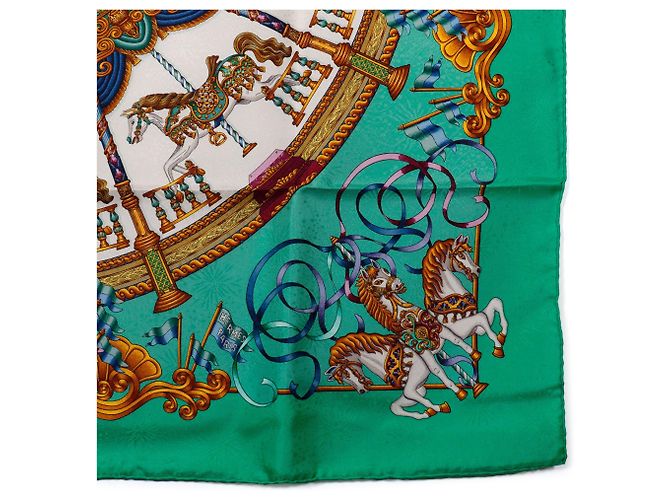 Sciarpa in seta Hermès Luna Park Green 90 Scarves Verde - vista 7