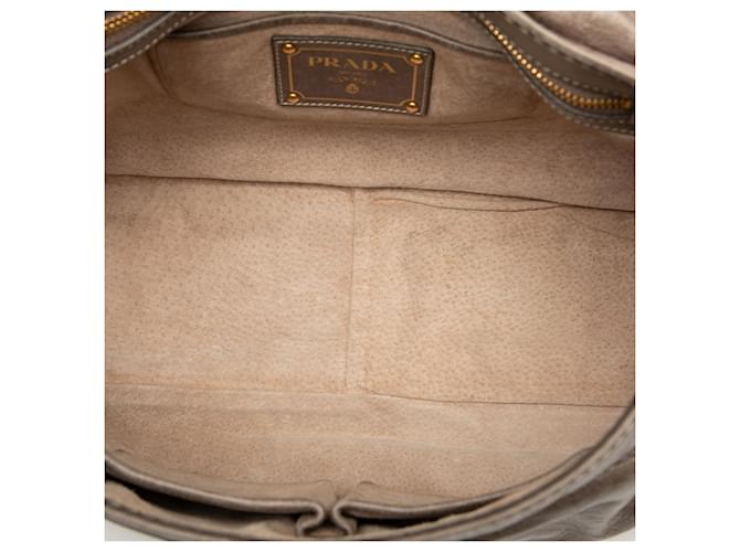 Borsa a tracolla Prada Vitello Shine Push Lock marrone - vista 4