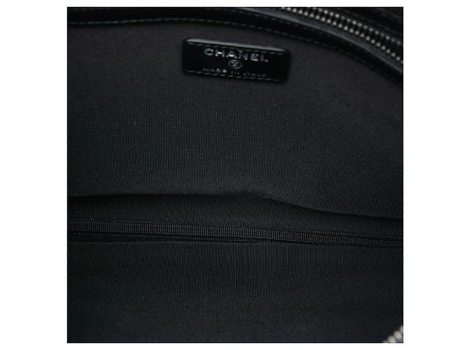 Clutch Chanel Medium Canvas La Pausa Zip O Case Nera Nero - vista 4