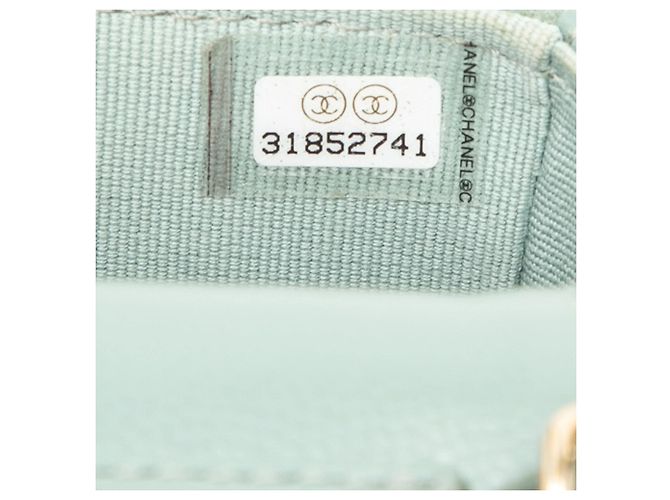 Borsa a tracolla Chanel Micro Mini Classic Caviar con patta singola verde - vista 6