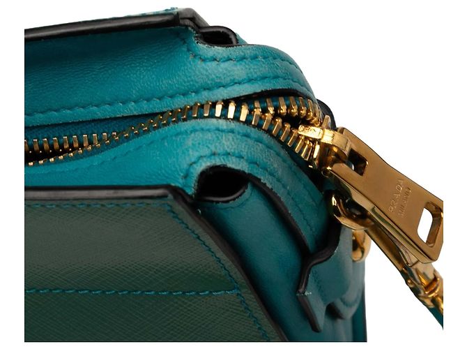 Borsa a tracolla Esplanade Bicolor Saffiano Vernice verde Prada - vista 6