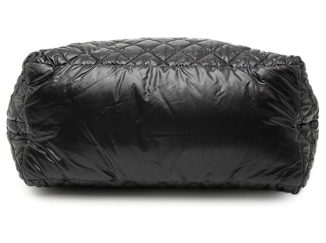 Black Chanel Medium Quilted Nylon Reversible Coco Cocoon Tote Schwarz - Ansicht 3