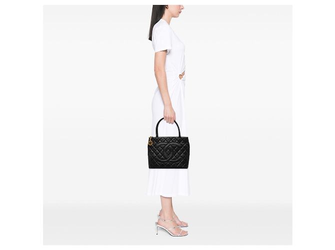 Tote Chanel Caviar Medallion nero - vista 7