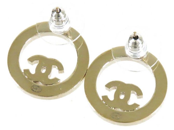 Orecchini rotondi Chanel CC placcati oro con strass e chiusura a pressione D'oro - vista 2
