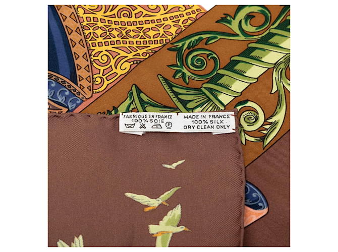 Sciarpa in seta Hermès L Atlantide 90 marrone - vista 2