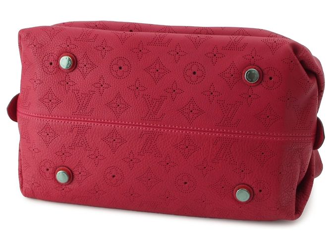 Borsa a tracolla Louis Vuitton Monogram Mahina Galatea PM rossa Rosso - vista 3