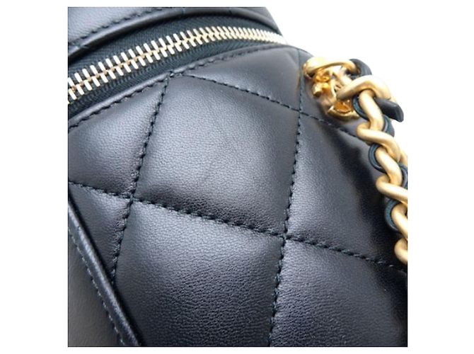Borsa Vanity Chanel Small Quilted Lambskin Side Note Crossbody Bag Nera Nero - vista 12