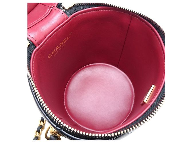 Borsa Vanity Chanel Small Quilted Lambskin Side Note Crossbody Bag Nera Nero - vista 4
