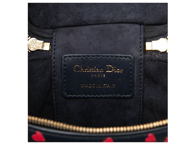 Beauty case Lady Dior Vanity Case in Micro Lambskin blu con stampa a cuore - vista 5