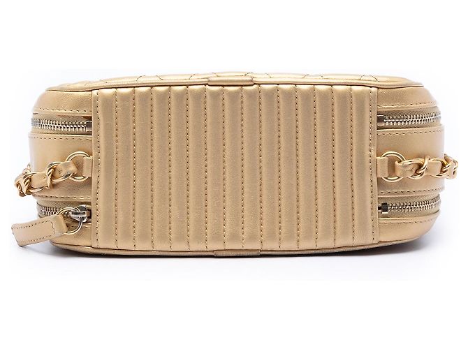 Borsa a tracolla Chanel Small Quilted Lambskin Coco Boy in agnello trapuntato oro D'oro - vista 3