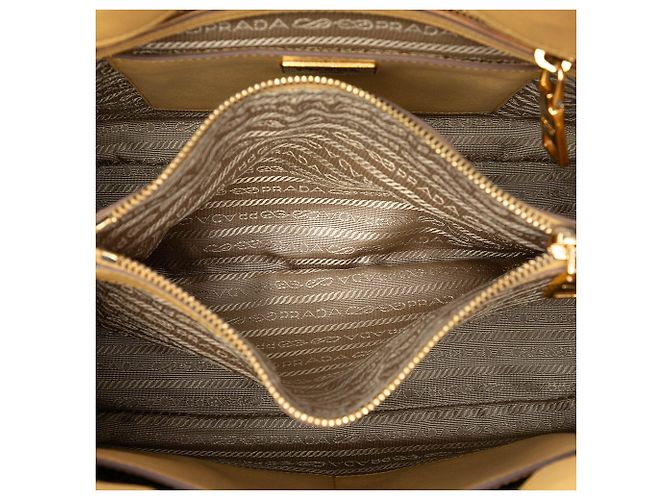 Borsa Prada Medium Bicolor Saffiano Lux Promenade marrone - vista 4