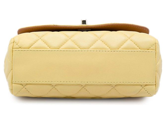 Borsa a tracolla Chanel Small Quilted Lambskin Cocovado Ribbon Chain Flap Gialla Giallo - vista 3