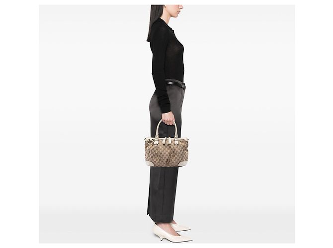 Borsa Gucci GG Canvas Sukey Beige - vista 5