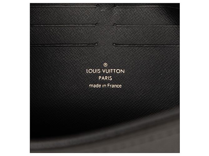 Borsa a Pochette Voyage MM Louis Vuitton Taiga Nera Nero - vista 5