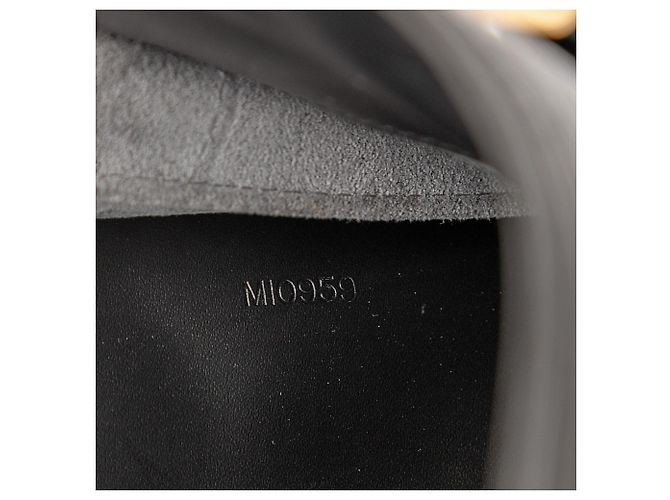 Borsa Louis Vuitton Epi Pont-Neuf PM Nera Nero - vista 7