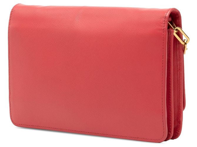 Prada Saffiano Lux Crossbody-Tasche mit Kette in Pink - Ansicht 2