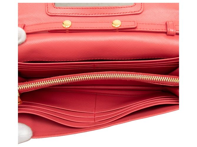 Prada Saffiano Lux Crossbody-Tasche mit Kette in Pink - Ansicht 4