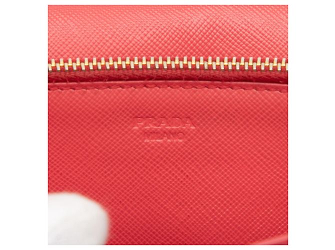 Prada Saffiano Lux Crossbody-Tasche mit Kette in Pink - Ansicht 5