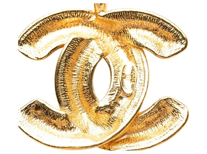 Collana con pendente trapuntato Chanel CC placcato oro D'oro - vista 3
