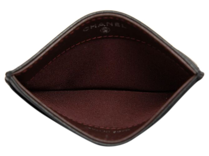 Tarjetero de piel de cordero acolchado Chanel CC negro - vista 4