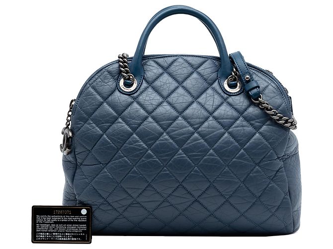 Borsa bowling Chanel CC in pelle di vitello invecchiata trapuntata blu - vista 7