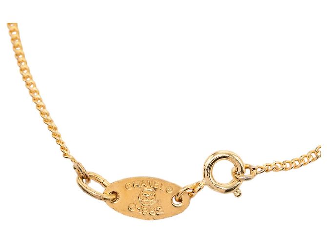 Bracciale con charm Chanel CC placcato oro e strass D'oro - vista 4