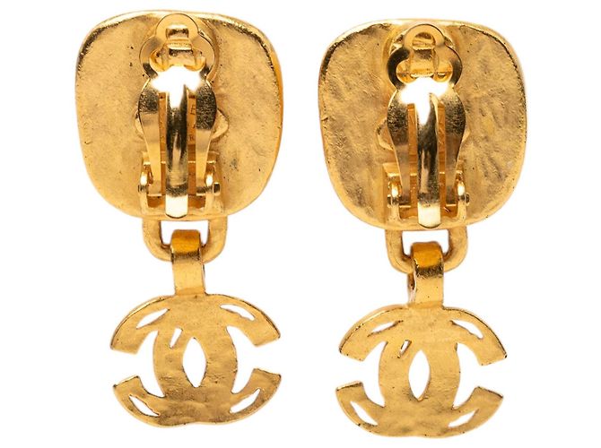 Orecchini a clip Chanel CC placcati oro quadrati con pietre argentate D'oro - vista 2