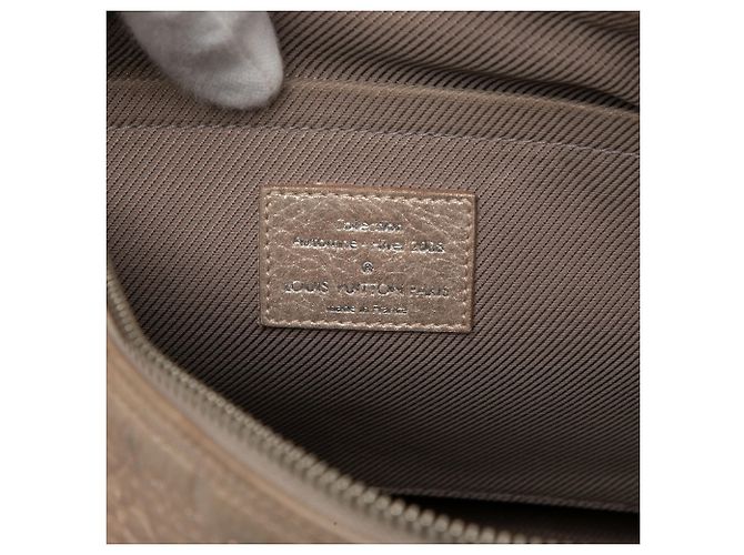 Borsa Louis Vuitton Monogram Shimmer Halo oro D'oro - vista 5